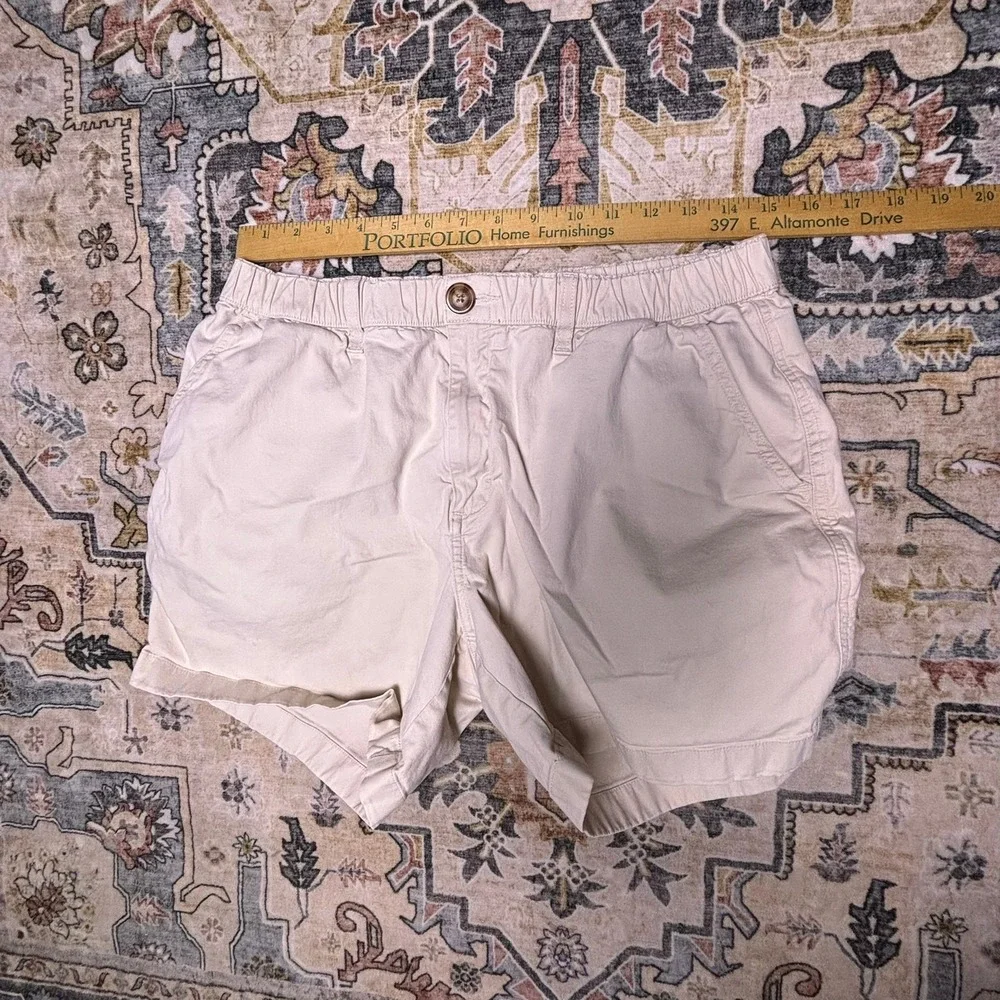 Chubbies Originals Mens Tan Khaki Elastic Waist Summer Shorts 5.5 Inseam Large